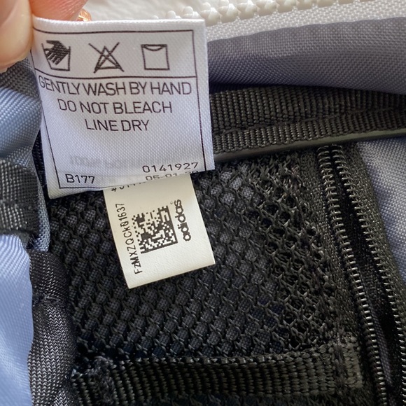 Adidas mini gray backpack. - Picture 7 of 9